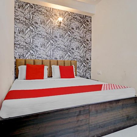 Hotel O Sky View Ludhiana Esterno foto