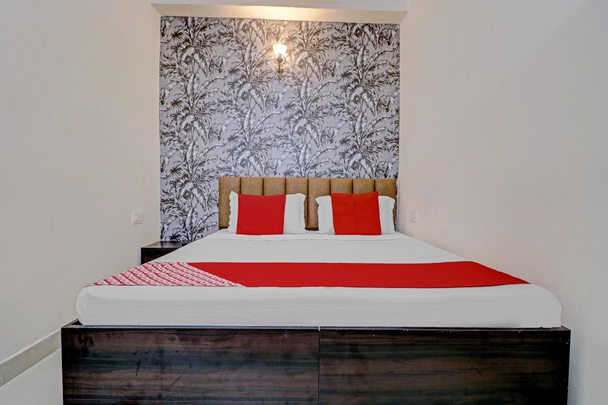 Hotel O Sky View Ludhiana Esterno foto