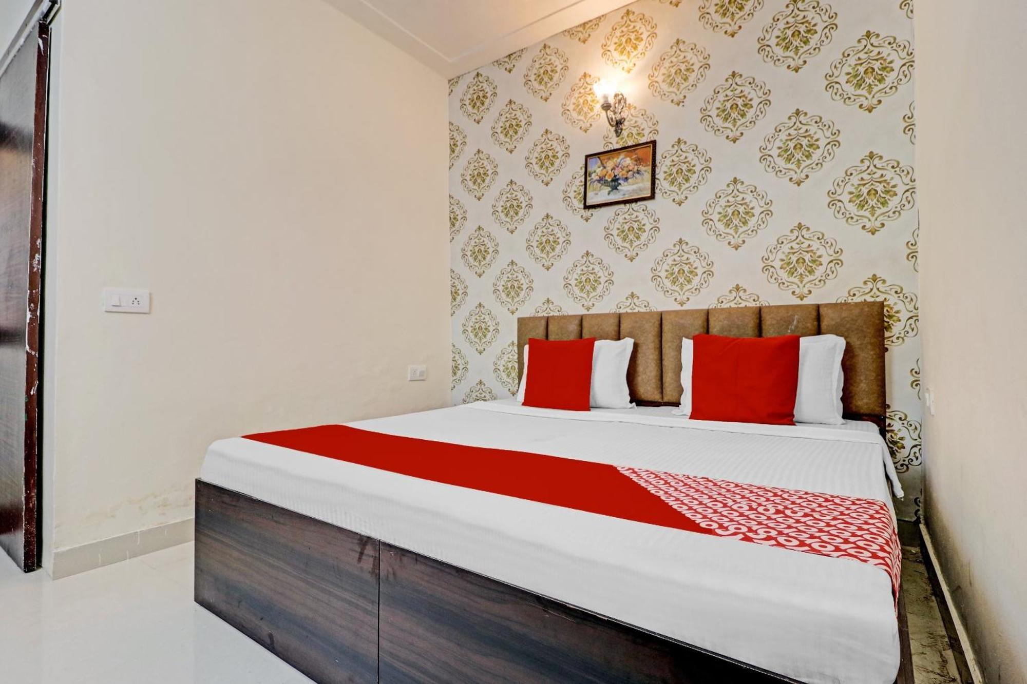 Hotel O Sky View Ludhiana Esterno foto