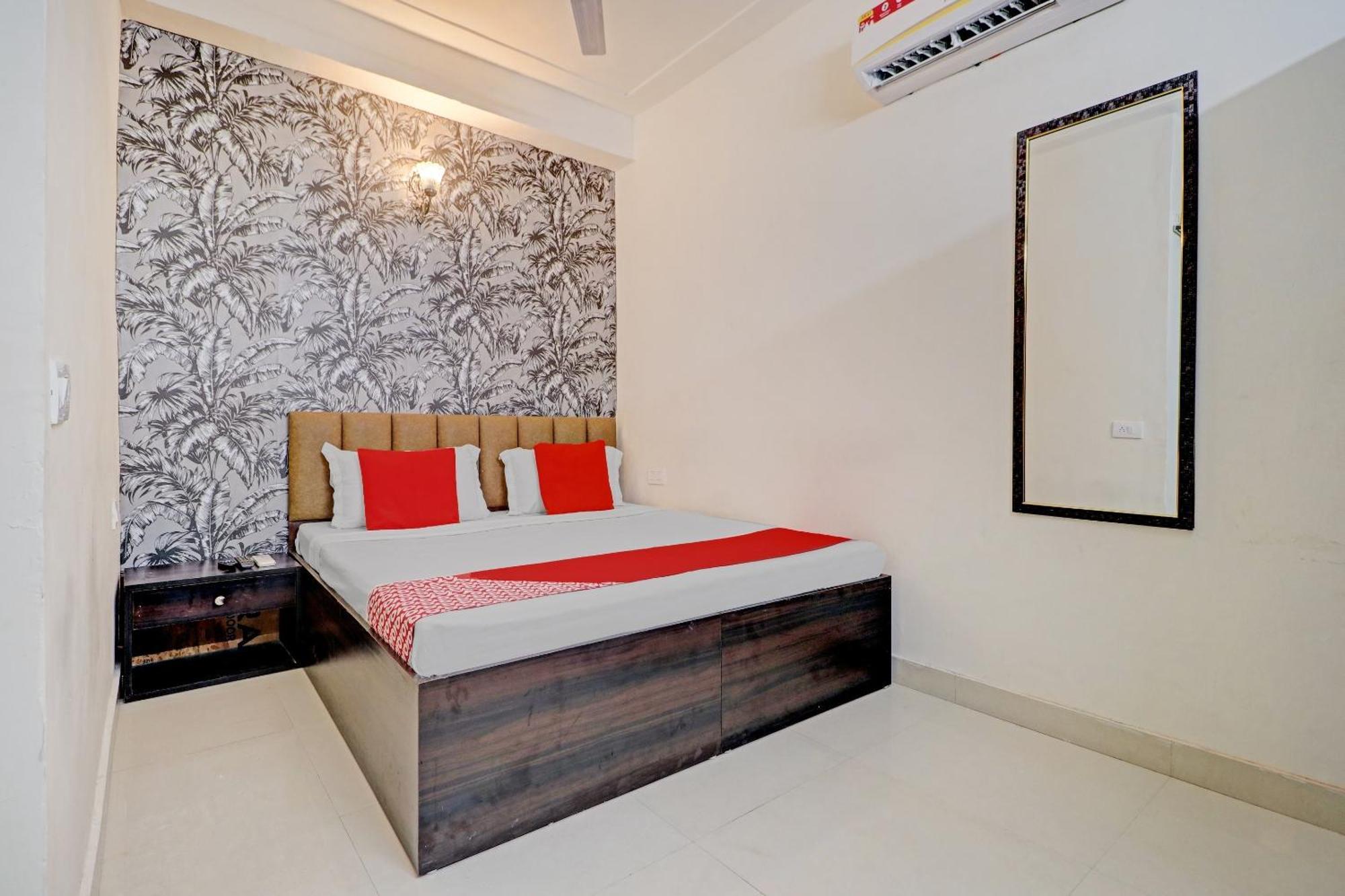 Hotel O Sky View Ludhiana Esterno foto