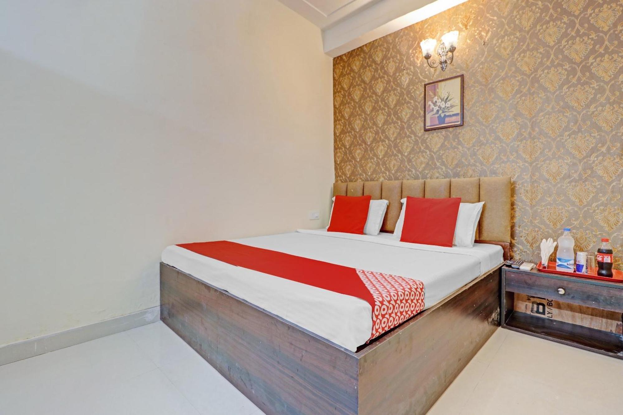 Hotel O Sky View Ludhiana Esterno foto