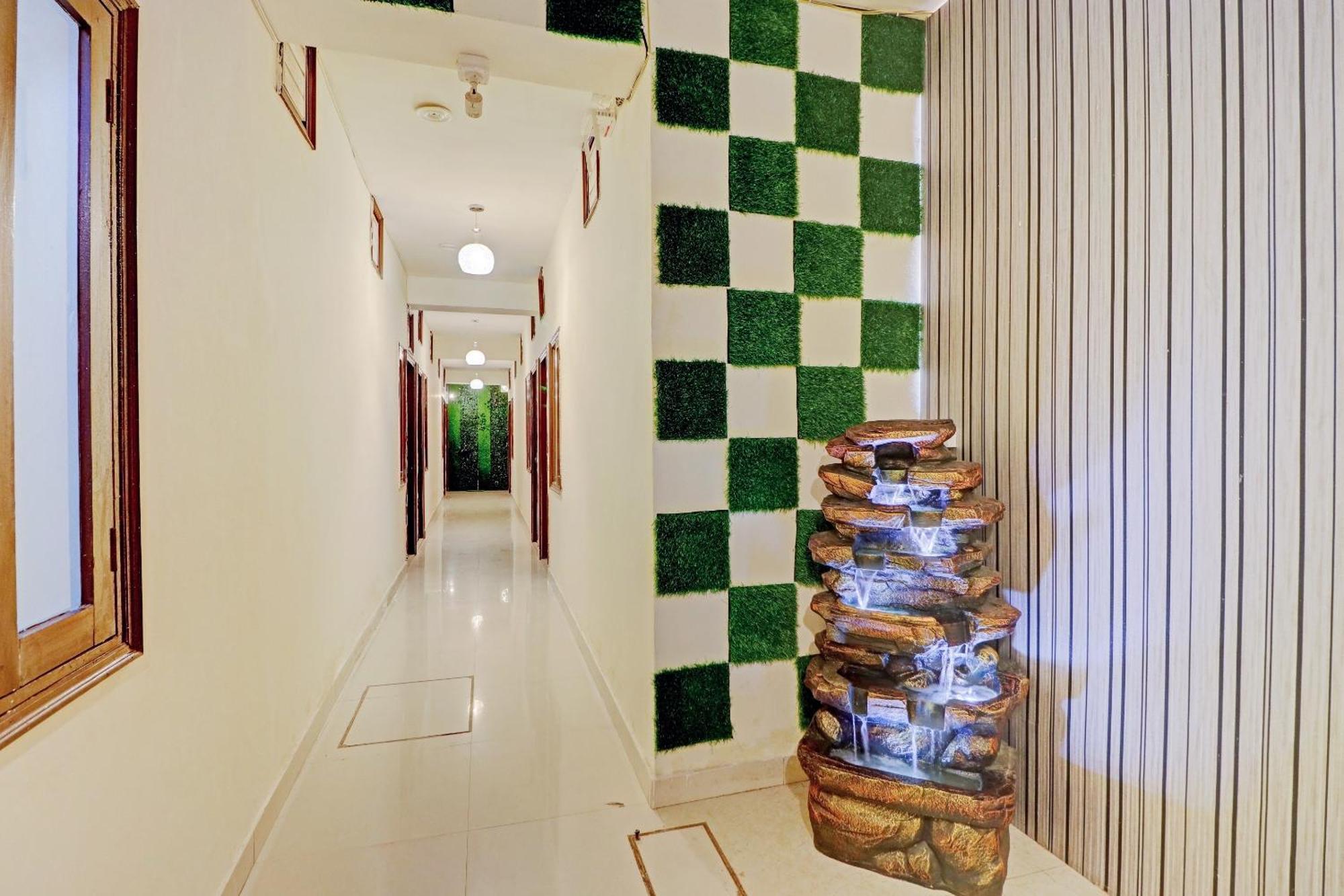 Hotel O Sky View Ludhiana Esterno foto